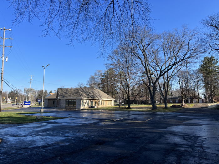 Motel Jackson - Insurance Agency Sits On Site Nov 25 0002 (newer photo)